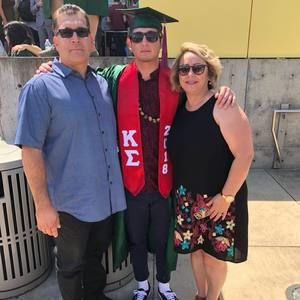 Meet your Posher, Adam